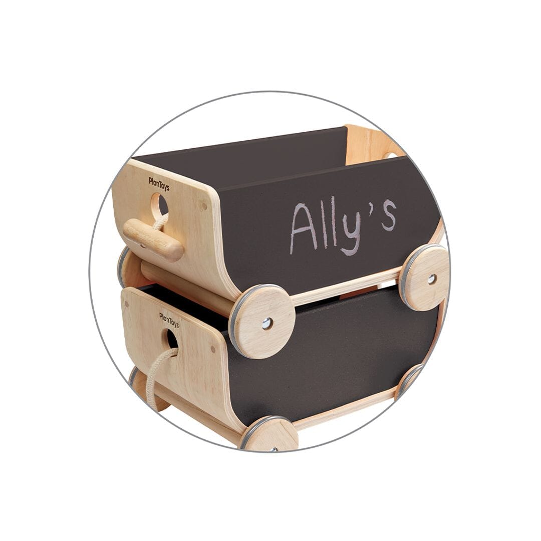 Little wagon toy with chalkboard side