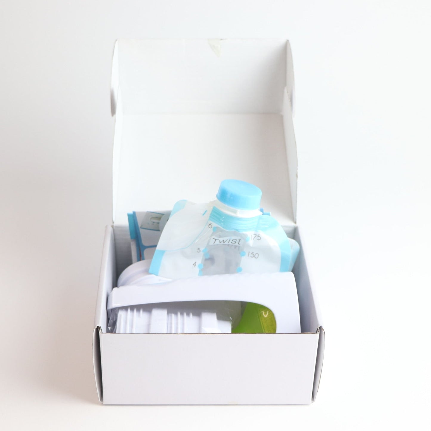 Kiinde Twist Breastfeeding Starter Pack Nursing & Feeding