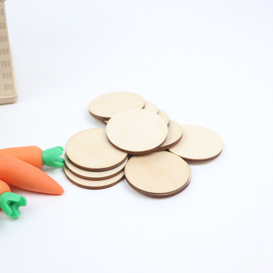 Lovevery Wooden Coin Bank and Carrot Counting Set