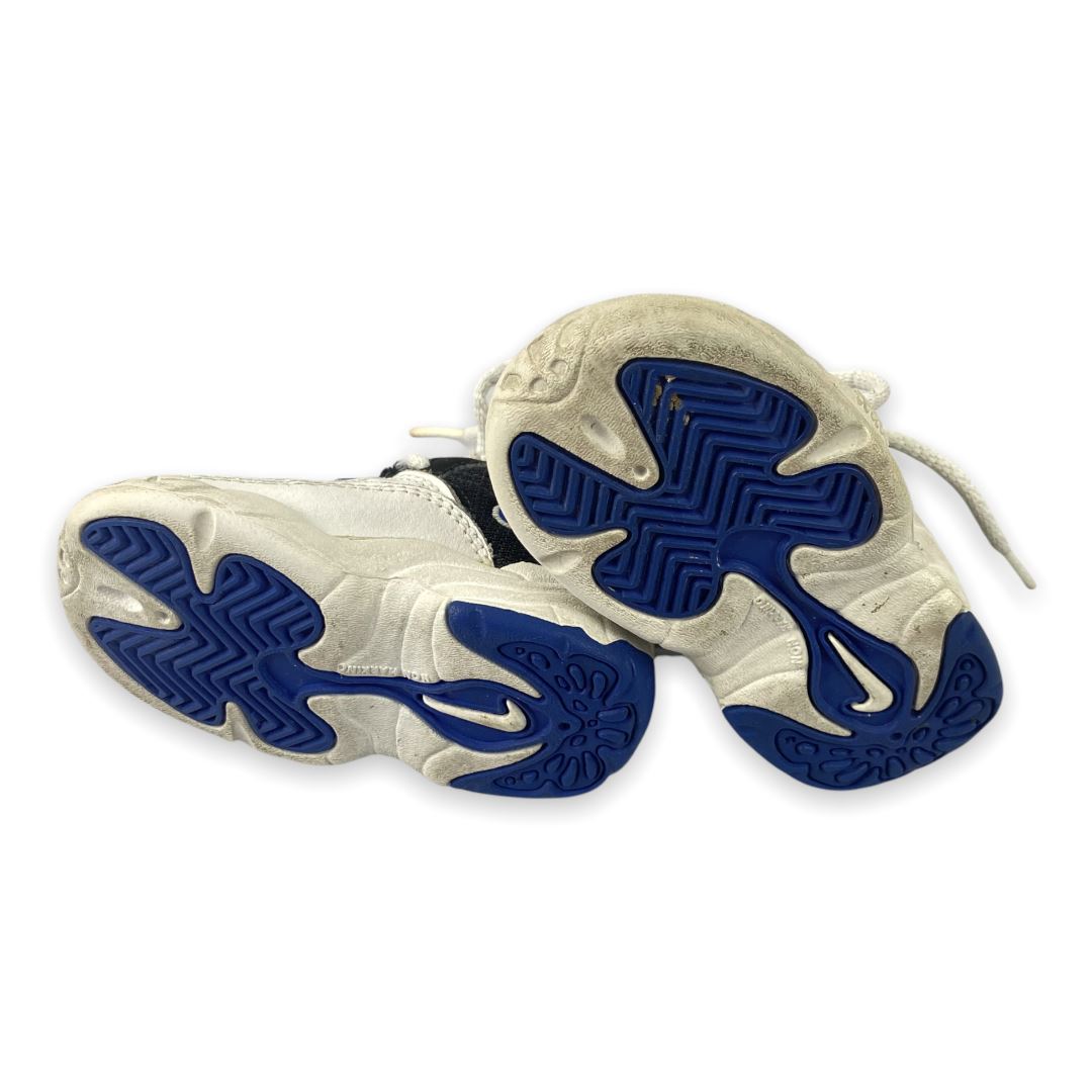 Nike Sneakers Size 3