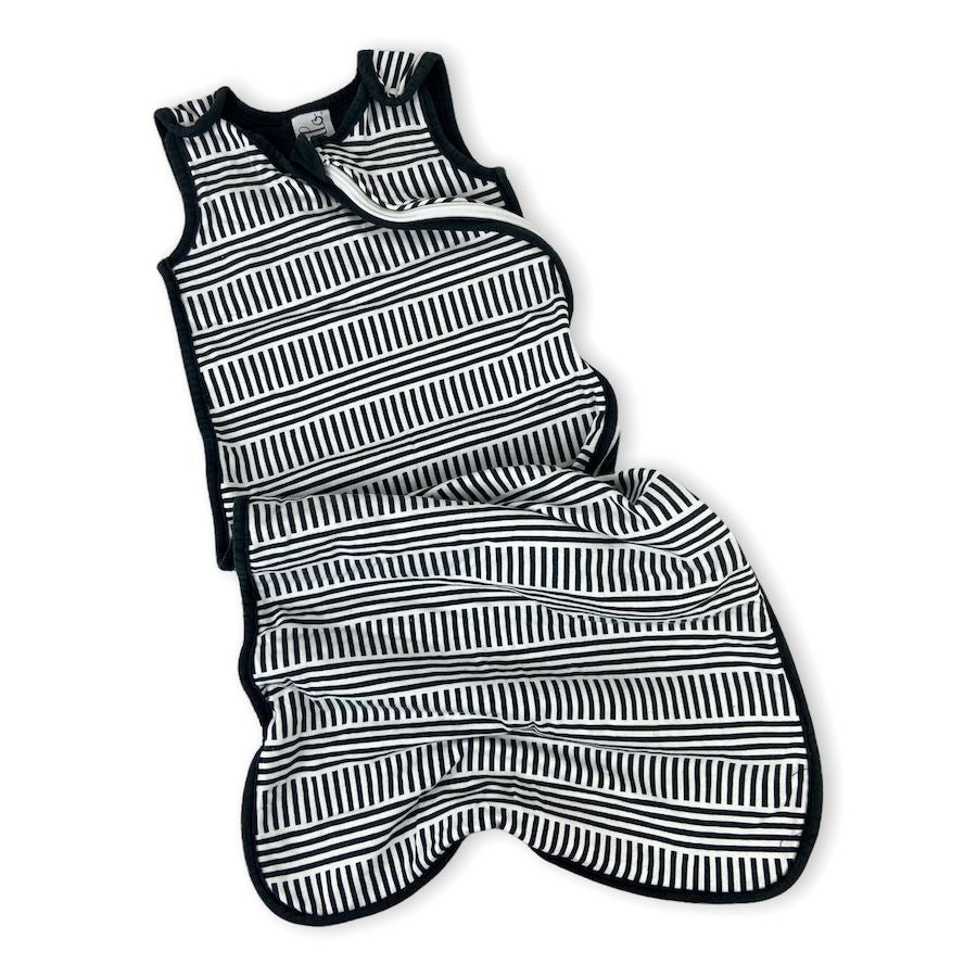 Oilo Zigzag Wearable Blanket
