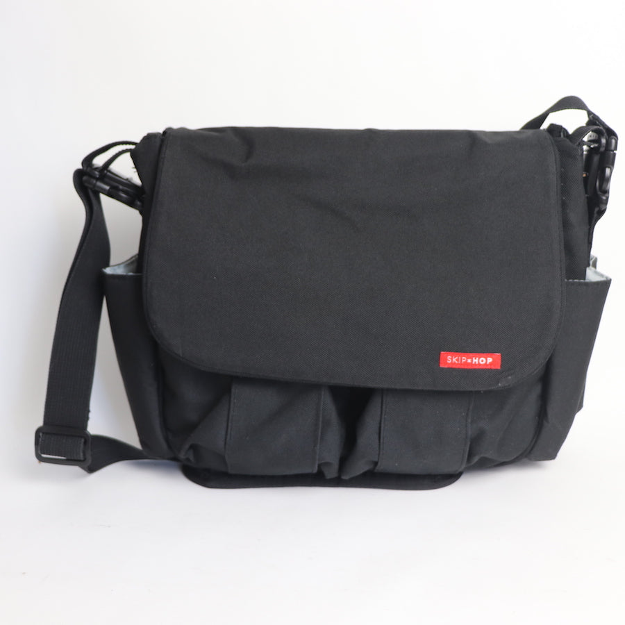 Messenger skip hop diaper bag Clearance