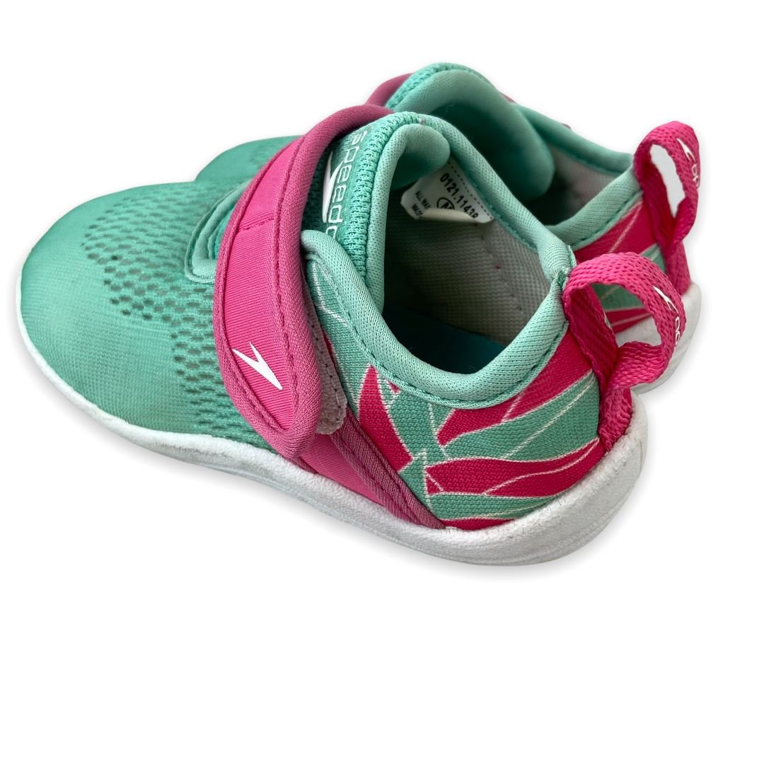 TOYCYCLE - Speedo SurfWalker Shoes 7 - 8