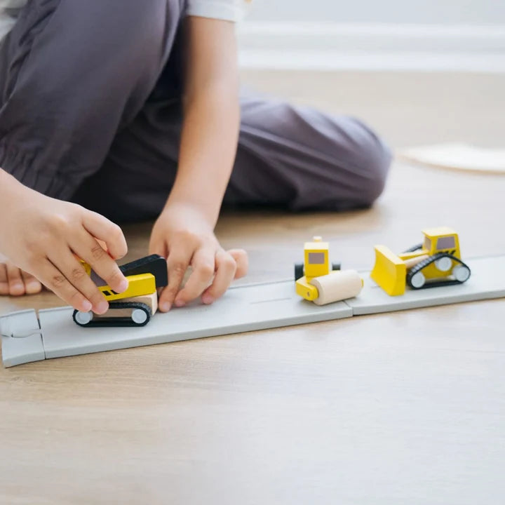 PlanToys Road Construction Set