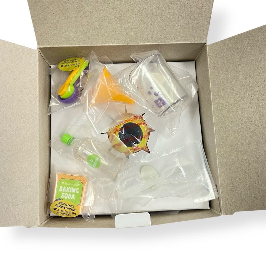American Girl - American Girl Volcano Lab Set