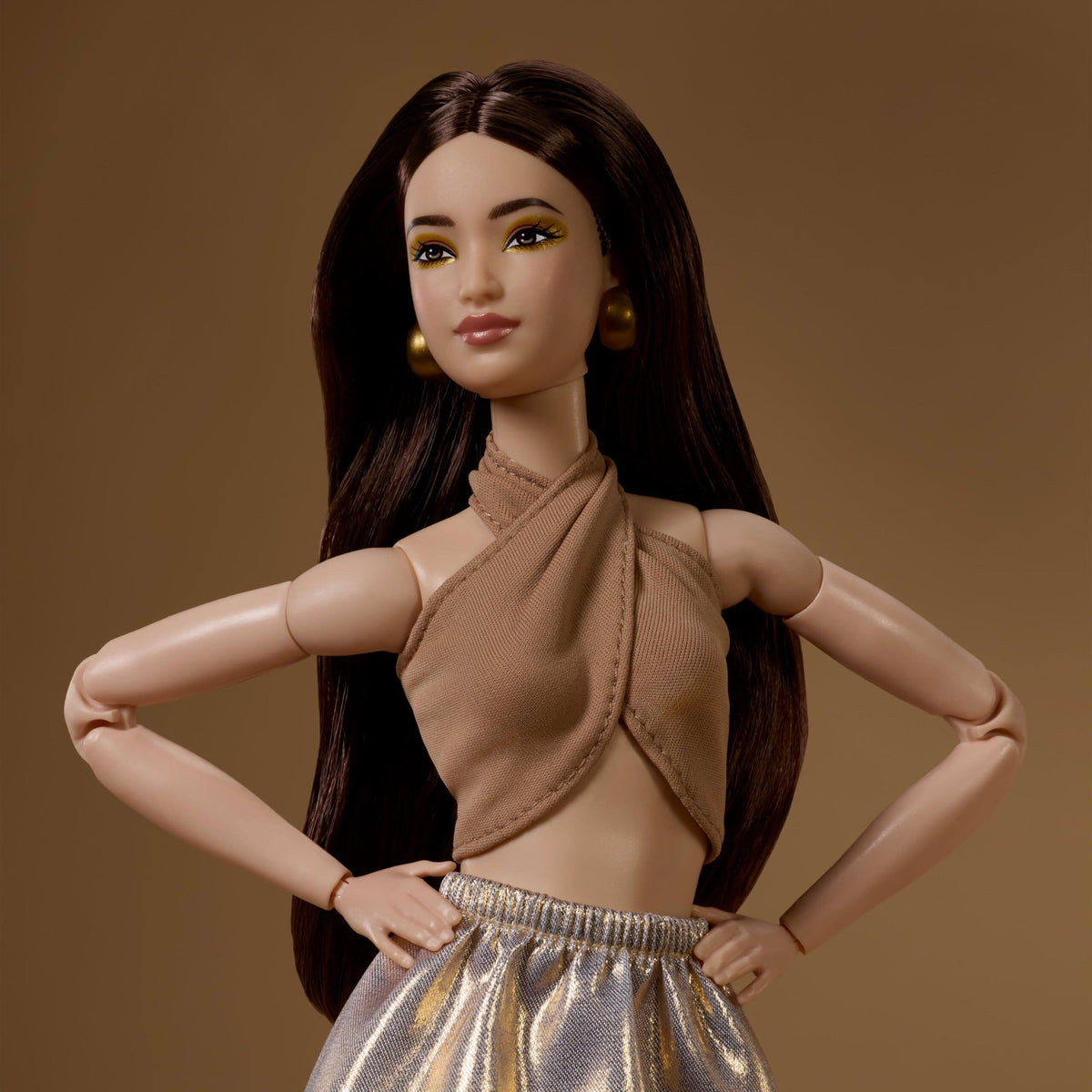 Barbie Basics You Create Neutral Kit Model 06 Doll JJX25
