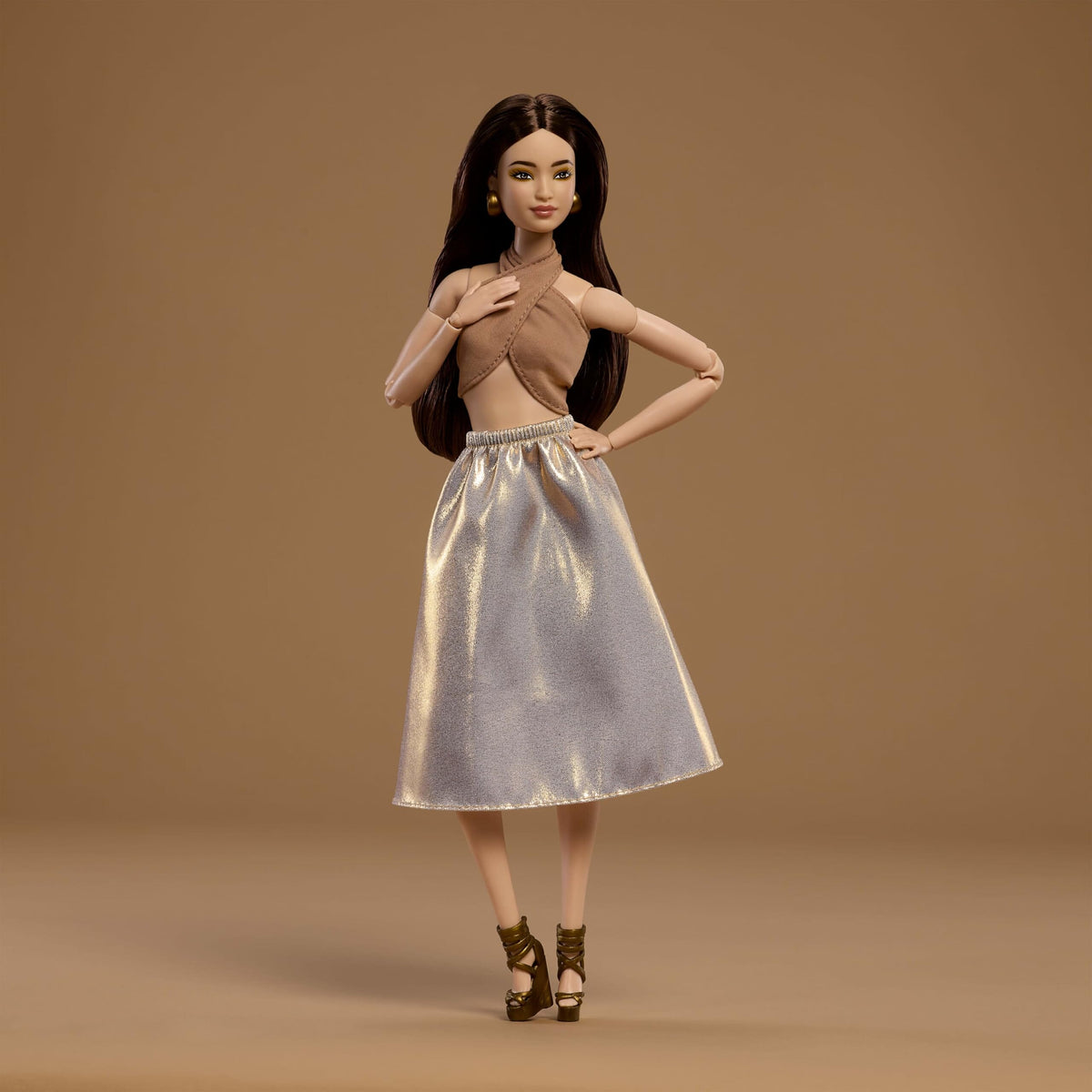 Barbie Basics You Create Neutral Kit Model 06 Doll JJX25