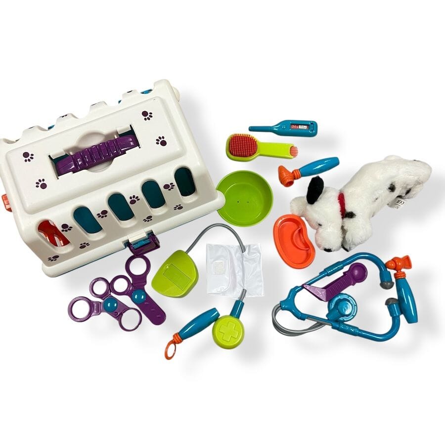 Battat - Battat Pretend Play Vet Set