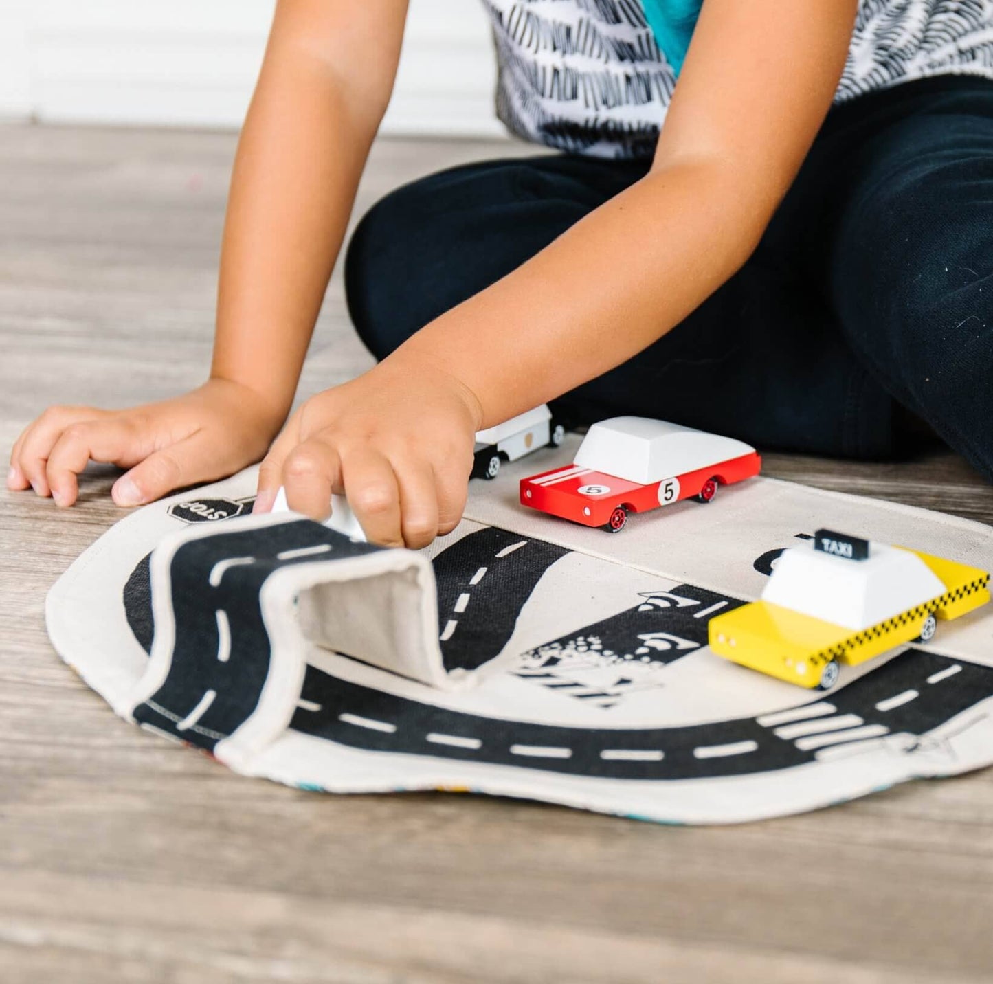 So Handmade Shop - Car Play Mat