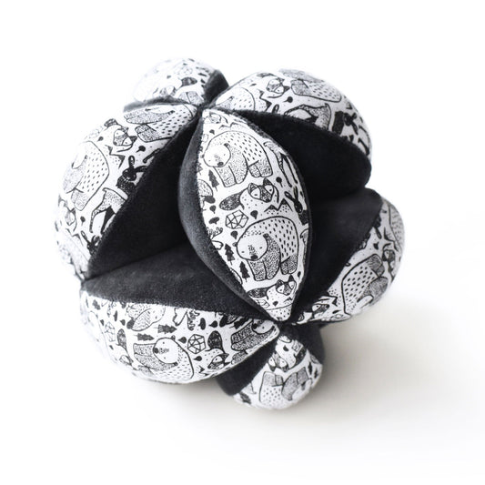 Wee Gallery - Clutch Ball - Nordic