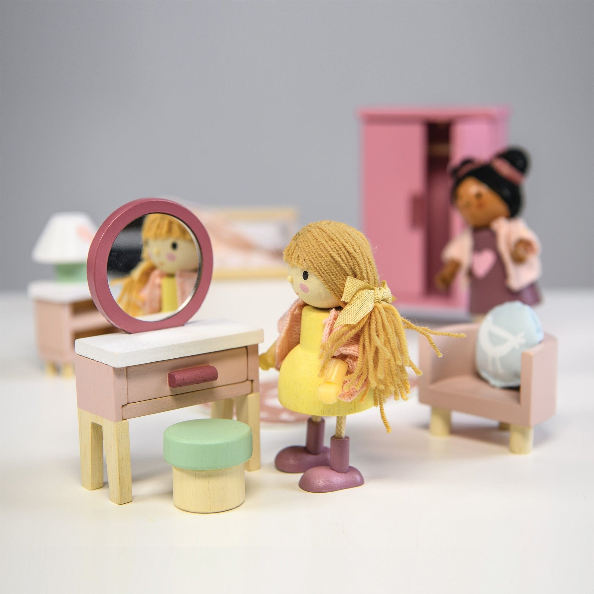 Tender Leaf - Dolls House Bedroom Furniture