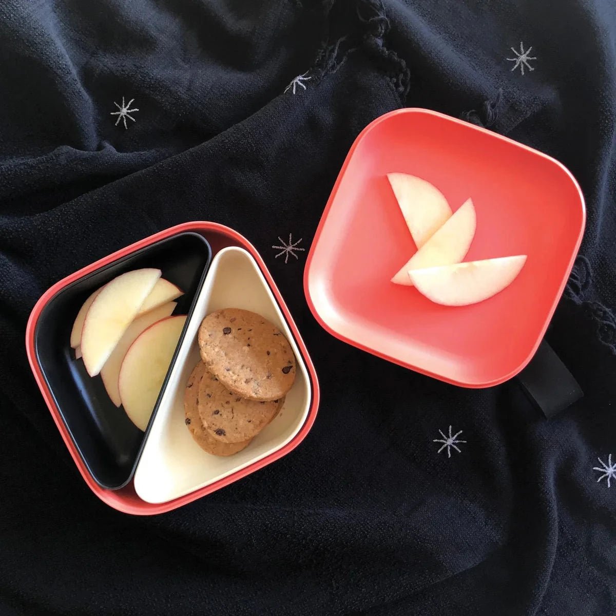 EKOBO Bamboo Bento Lunch Box Open with Lid as Plate