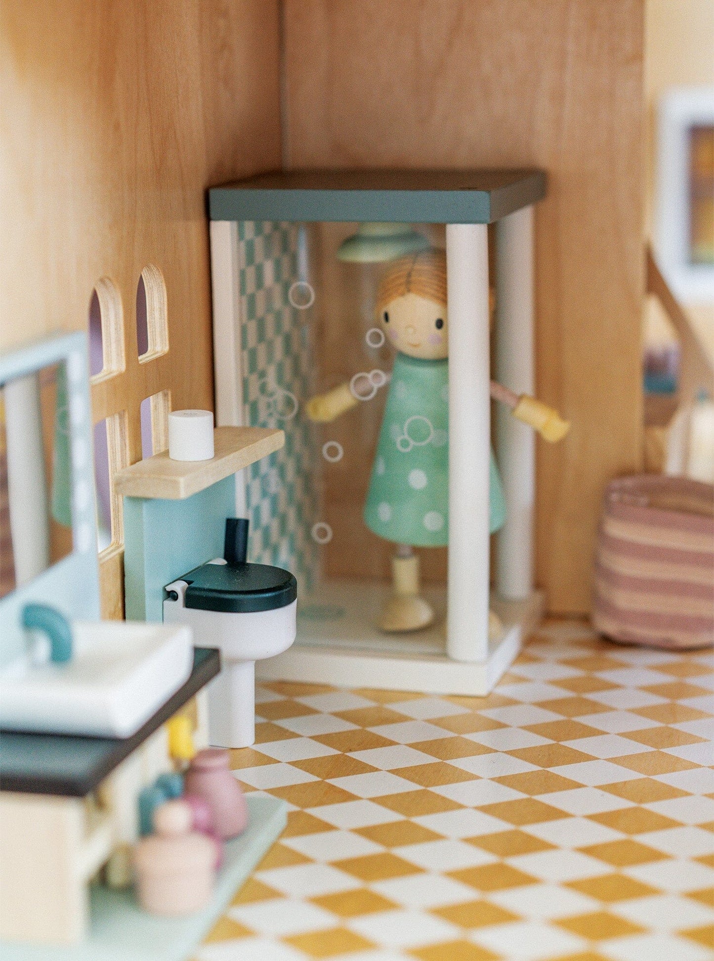 Tender Leaf - Fantail Hall - 3 Story Dollhouse with Attic