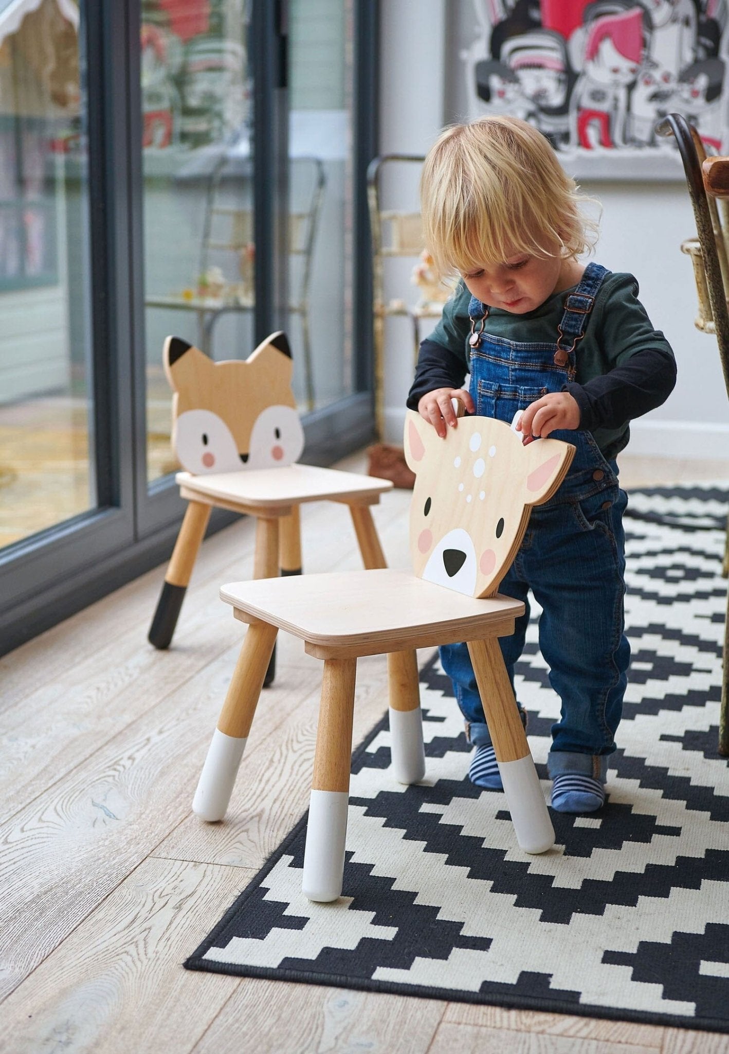 Tender Leaf - Forest Deer Chair