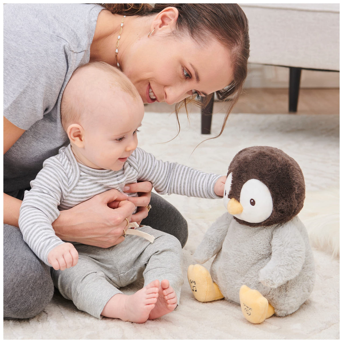 GUND Baby Kissy Penguin 12-Inch Animated Musical Plush 6059341