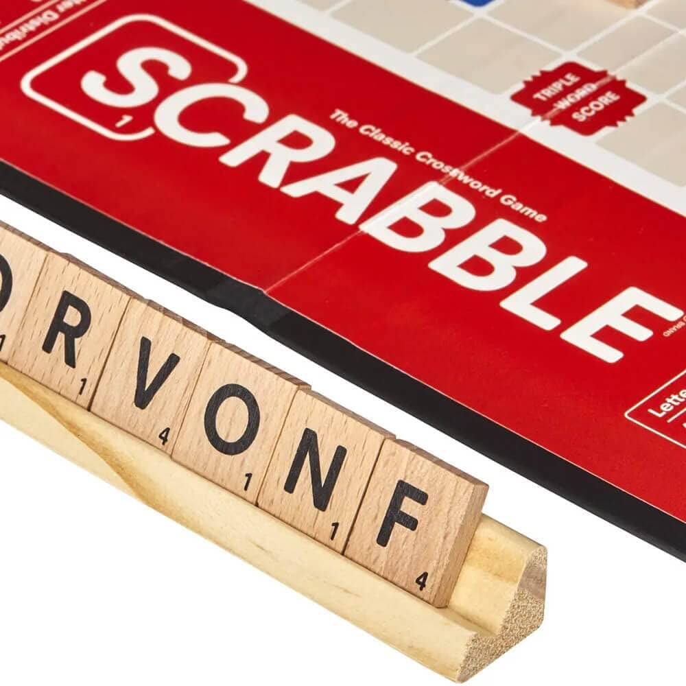Hasbro Gaming Scrabble Board Game F4204