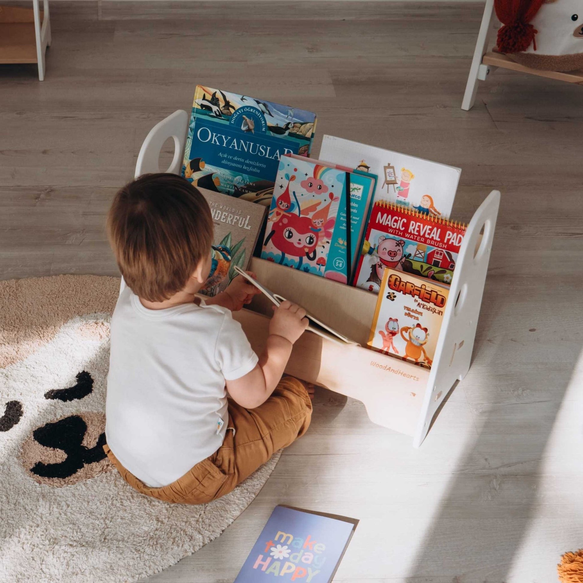 woodandhearts - Kids Wooden Bookshelf