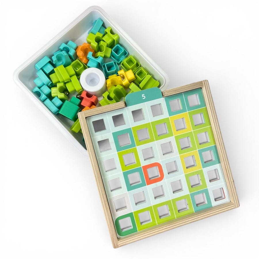 Lovevery The Persister Play Kit Toys 