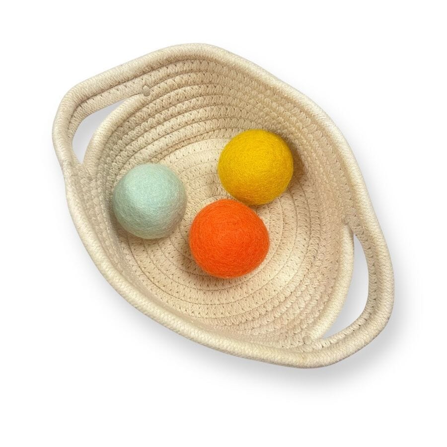 Lovevery Treasure Basket & Felt Balls Toys 