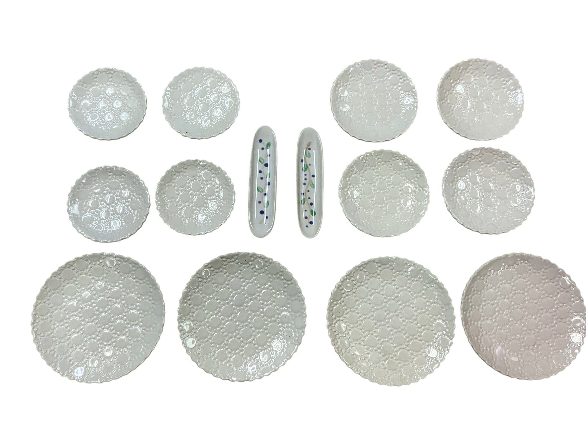 Luana's Dainty Dishware Plate Set Toys 