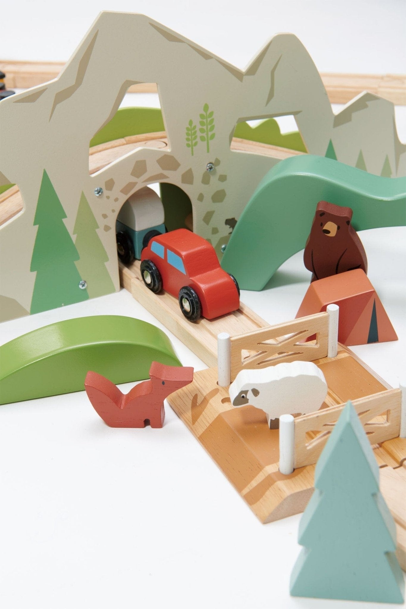 Tender Leaf - Mountain View Train Set