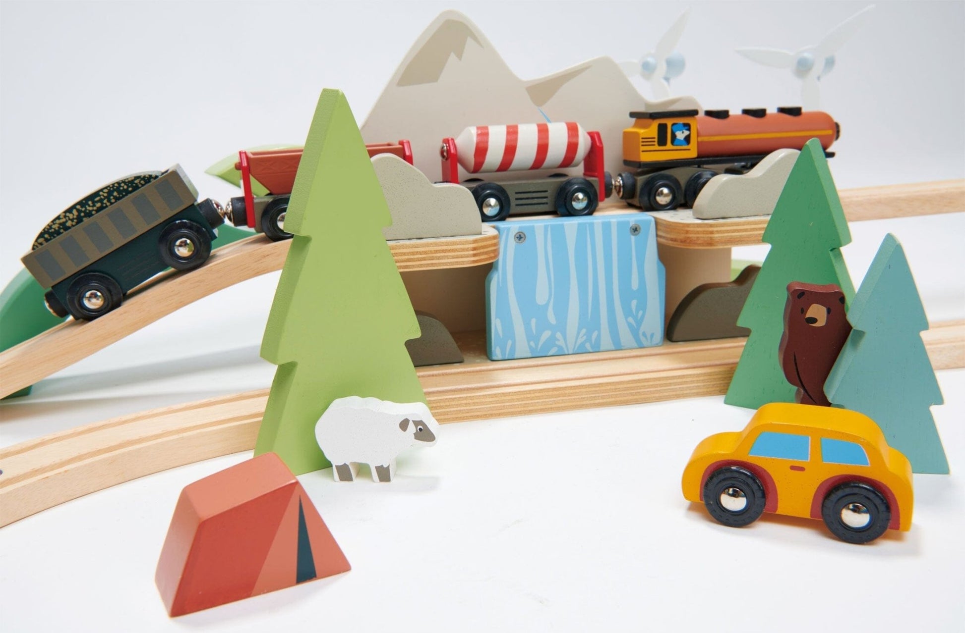 Tender Leaf - Mountain View Train Set