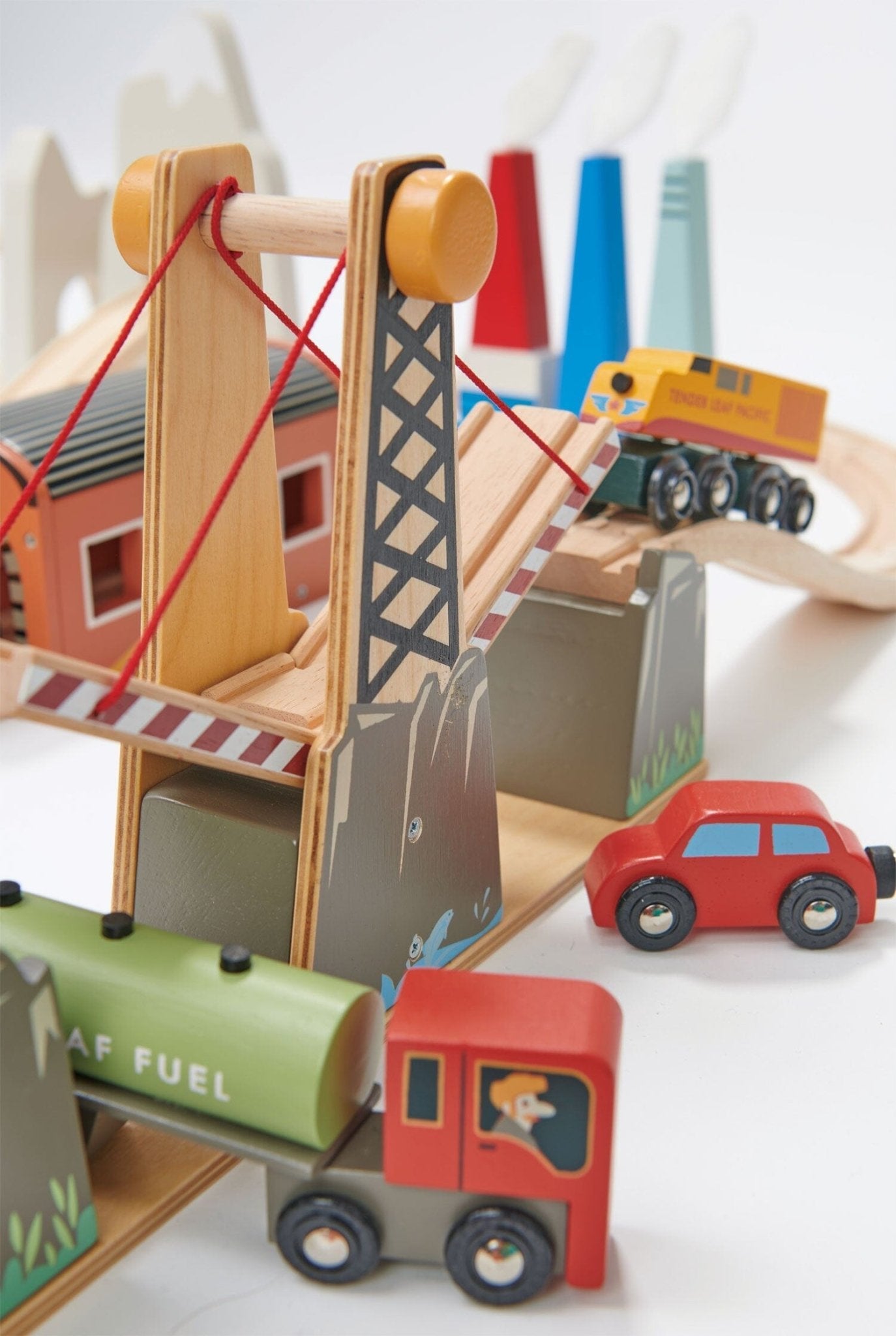 Tender Leaf - Mountain View Train Set