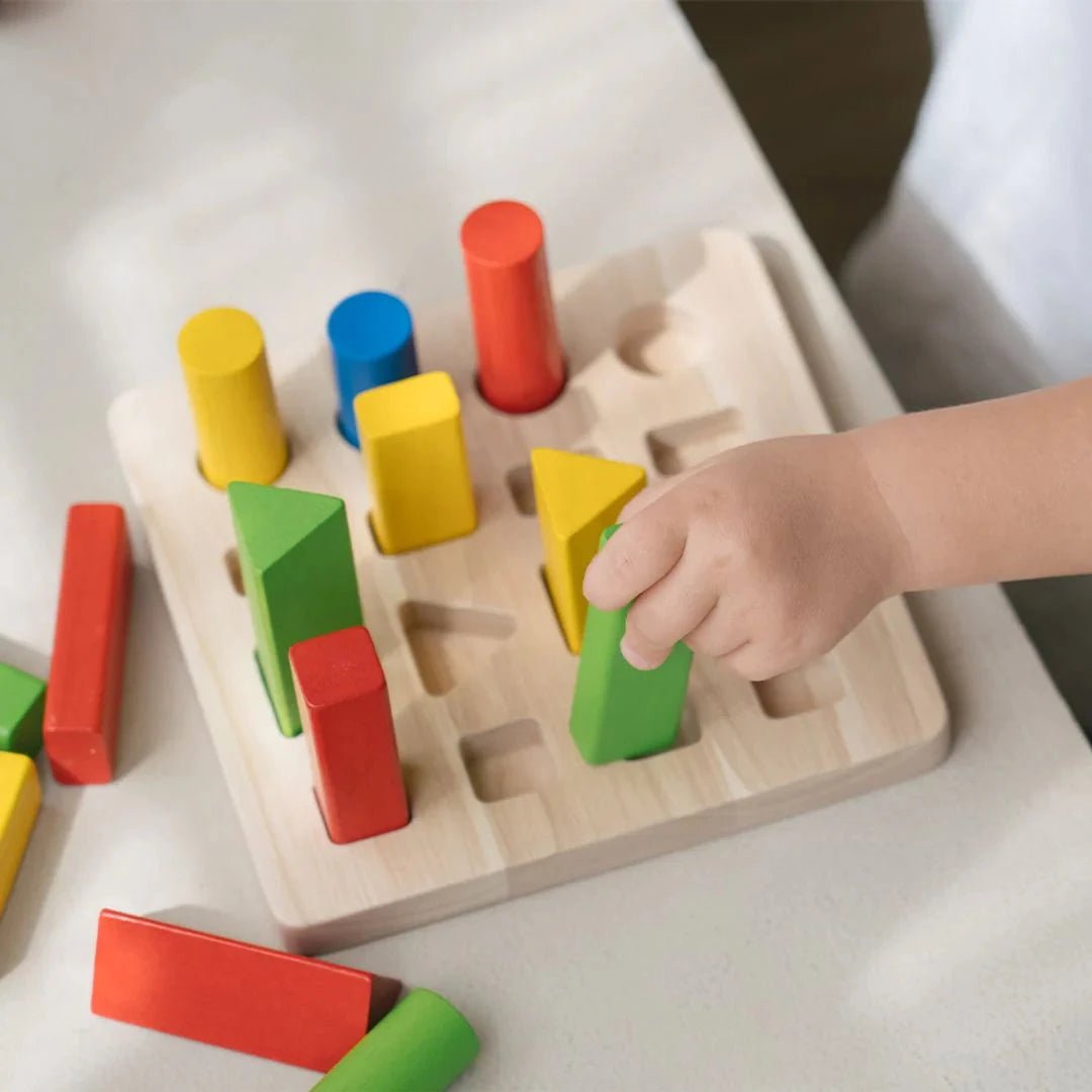 PlanToys - PlanToys Geometric Peg Board