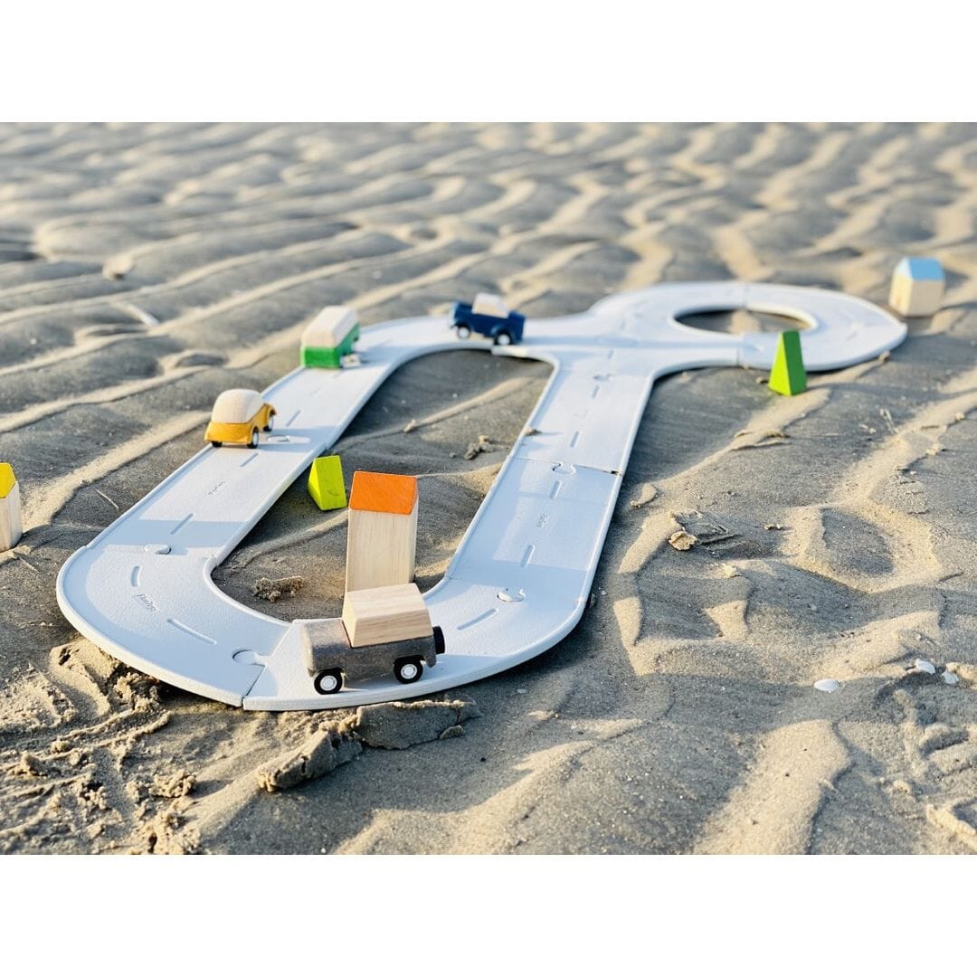 PlanToys USA - PlanToys Rubber Road & Rail Set - Medium