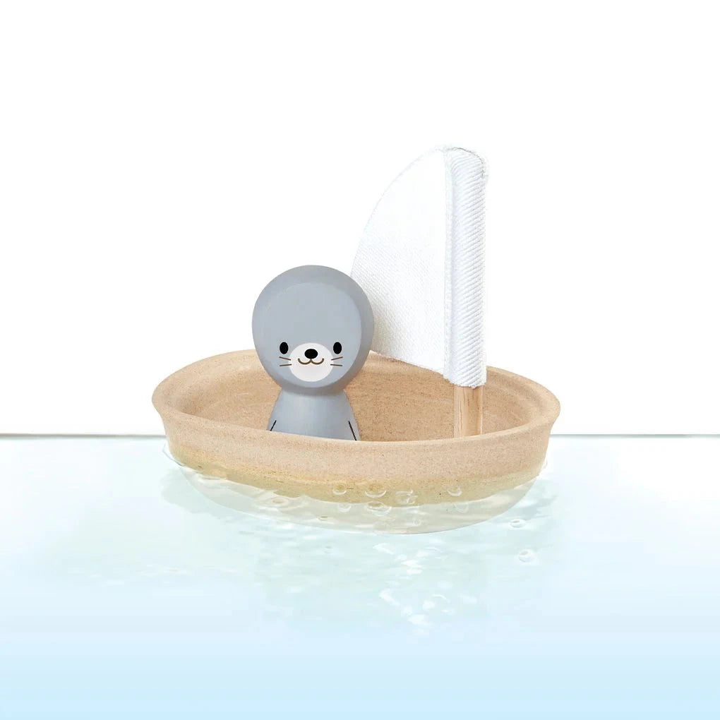 PlanToys Sailing Boat - Seal Toys 
