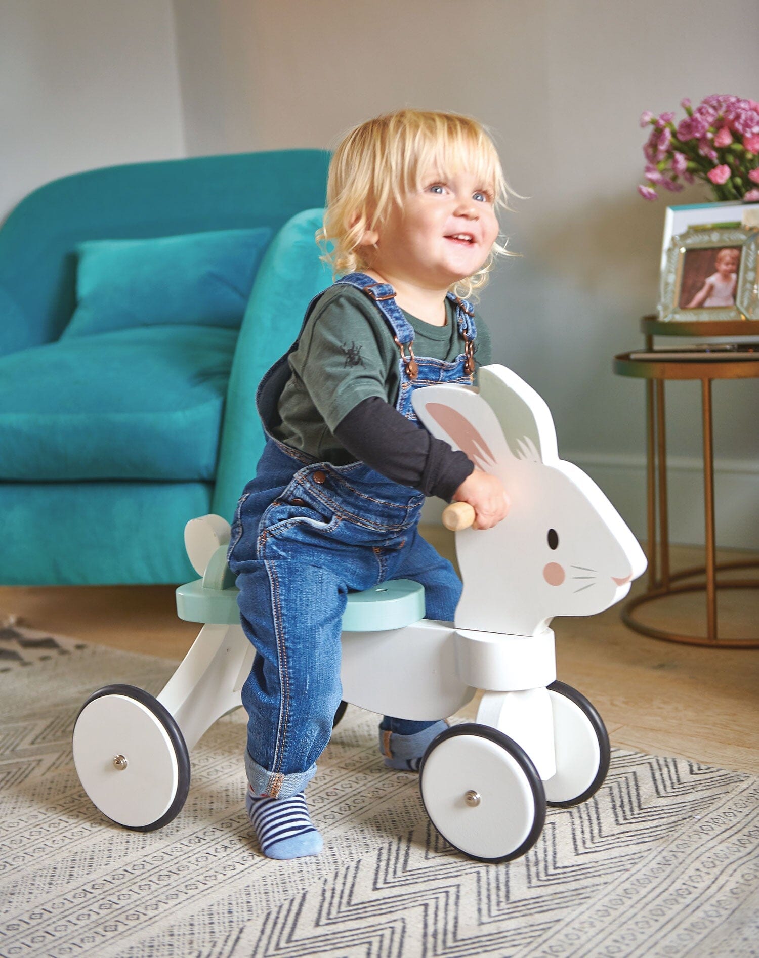 Tender Leaf - Running Rabbit Ride On