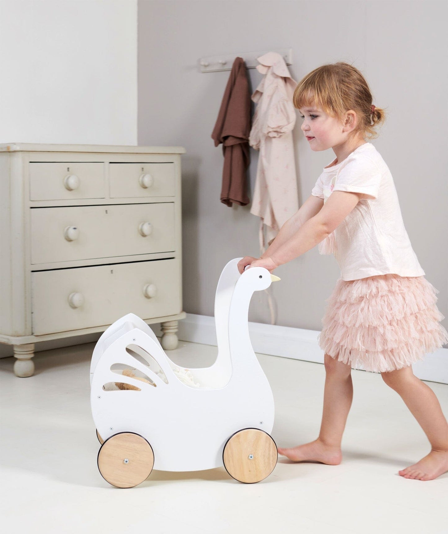Tender Leaf - Sweet Swan Pram