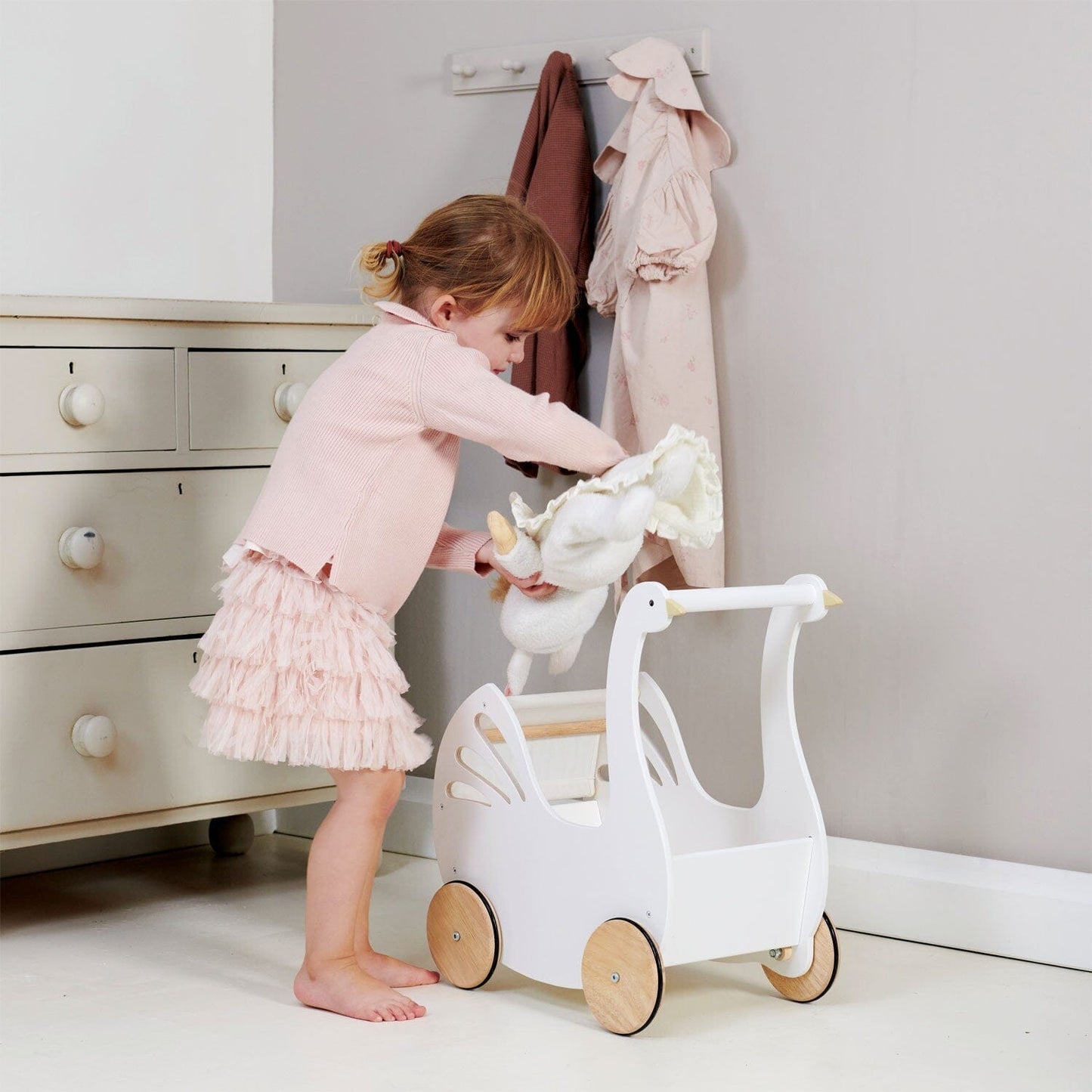 Tender Leaf - Sweet Swan Pram