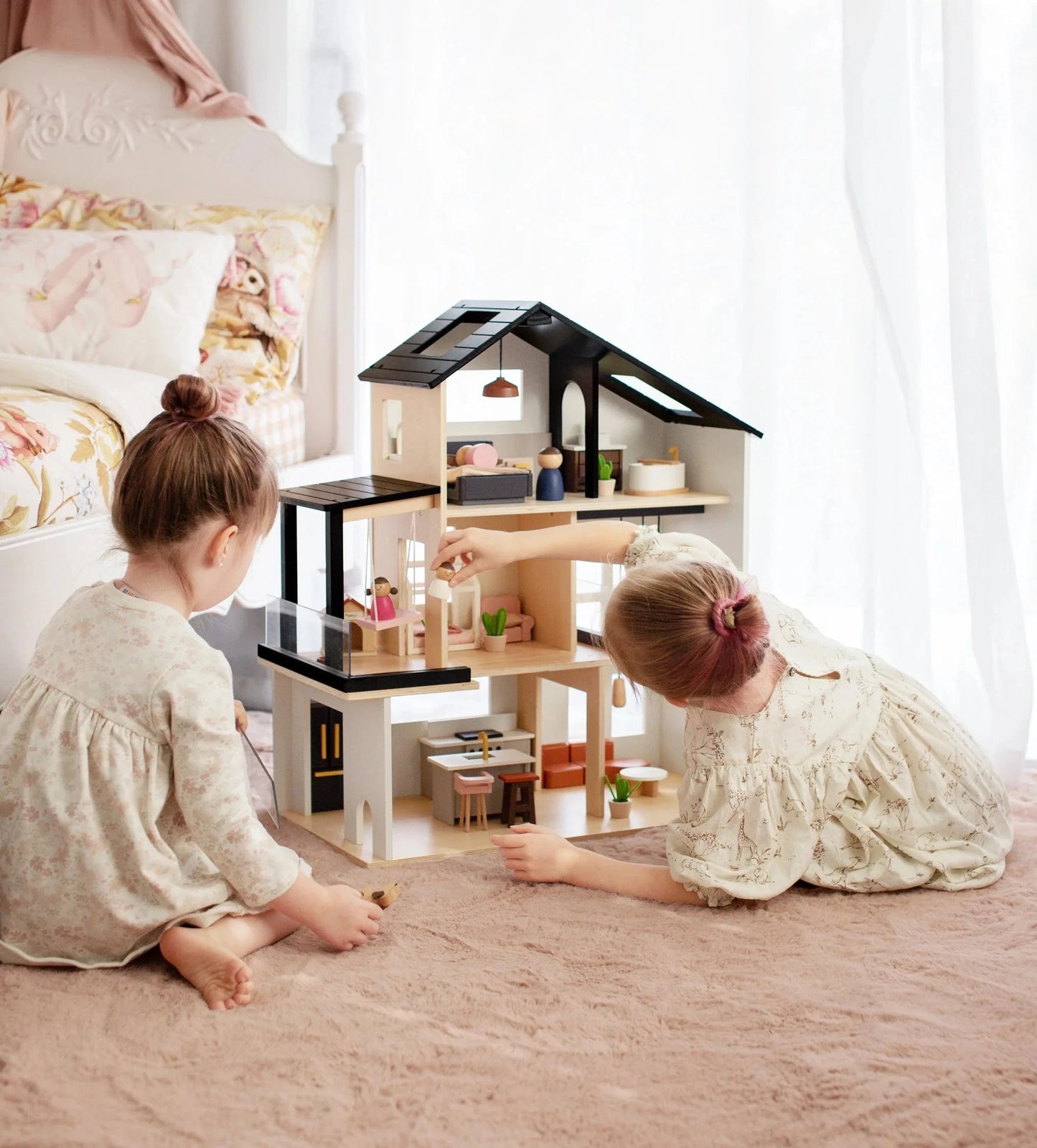 Tiny Land® Sweetwood Edge Dollhouse Dollhouse 