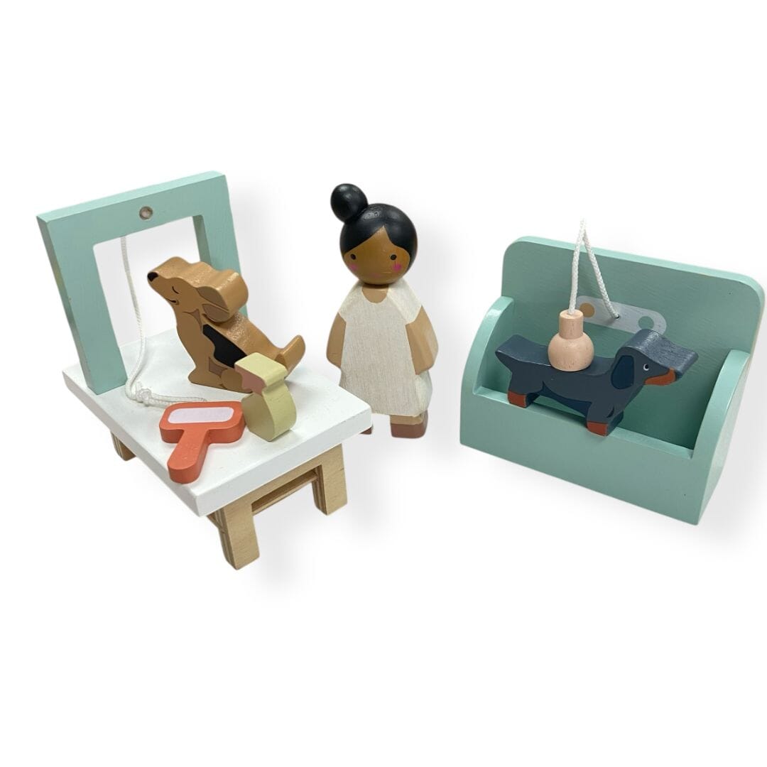 Waggy Tails Dog Salon Play Set Toys 