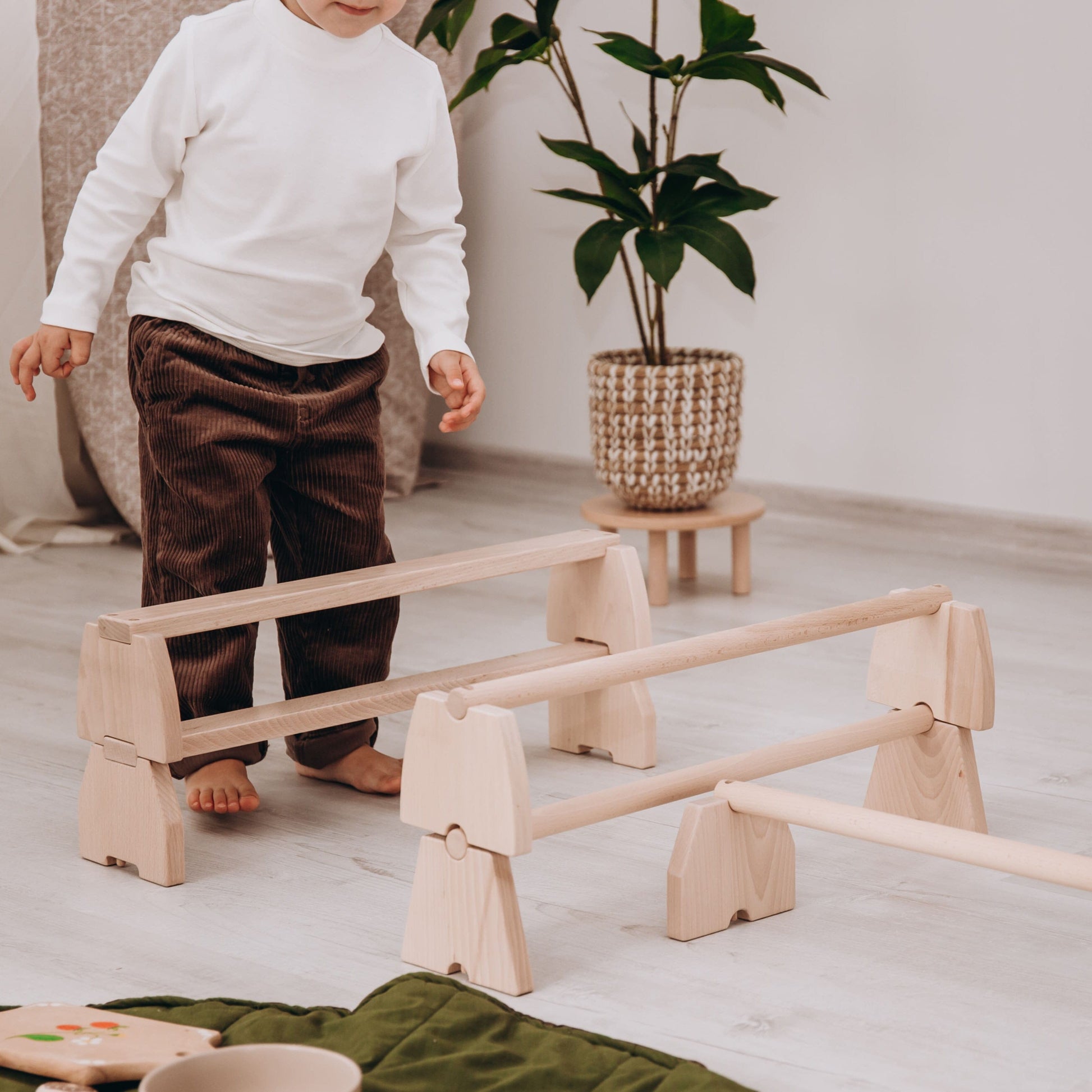Wooden Balance Beam Set Balance Board 3 Poles + 3 Planks 