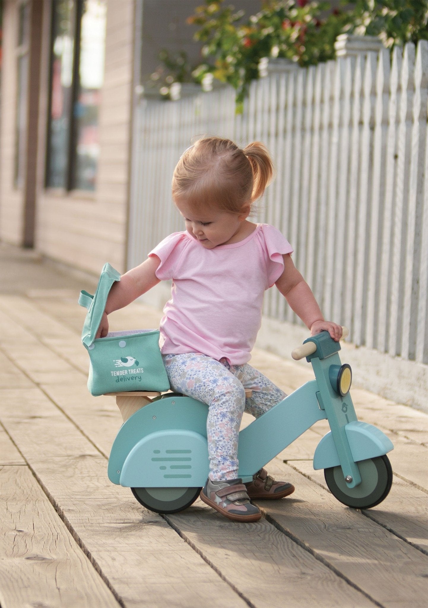Tender Leaf - Wooden Delivery Scooter