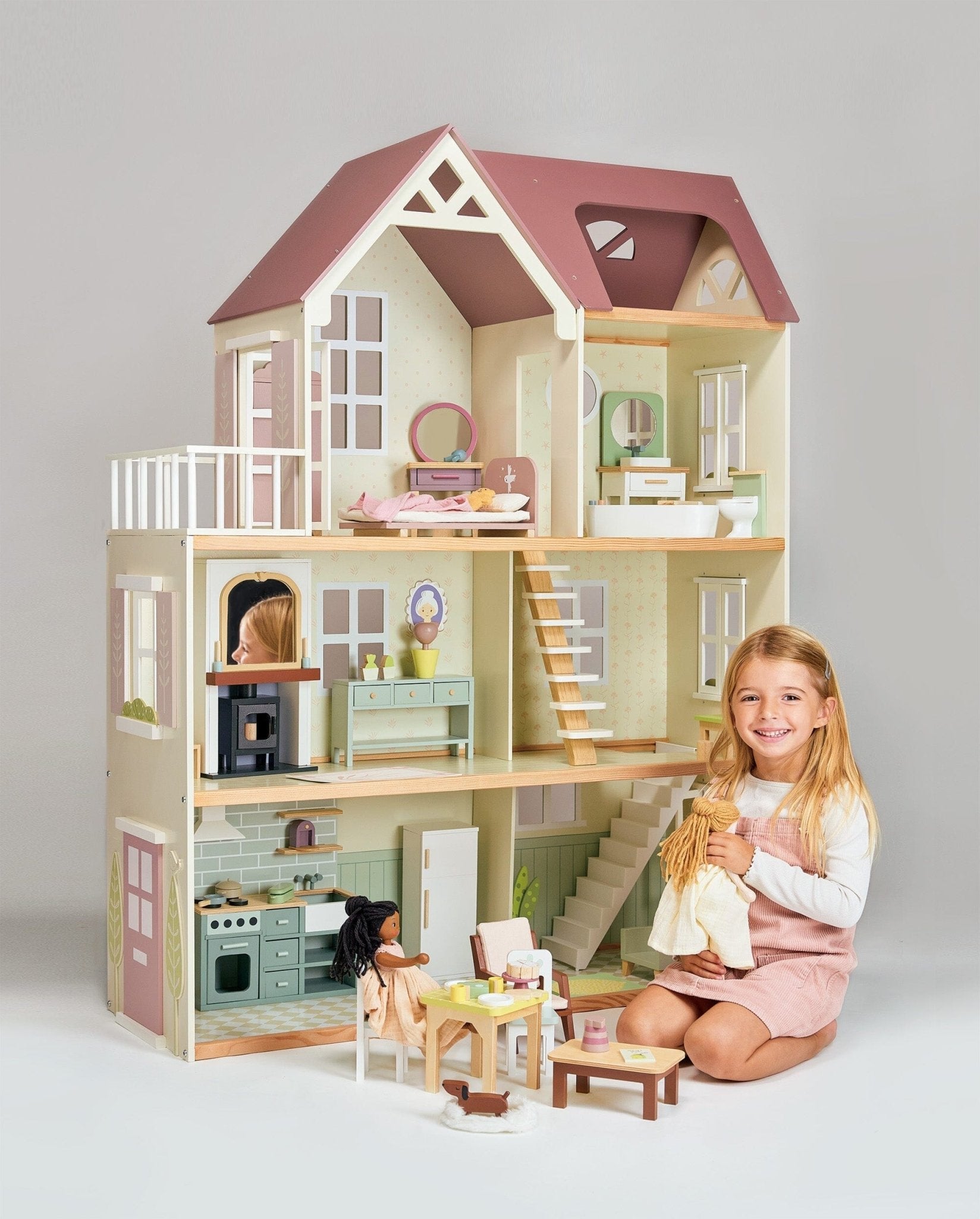 Tender Leaf - Wooden Dollhouse Doll - Fern