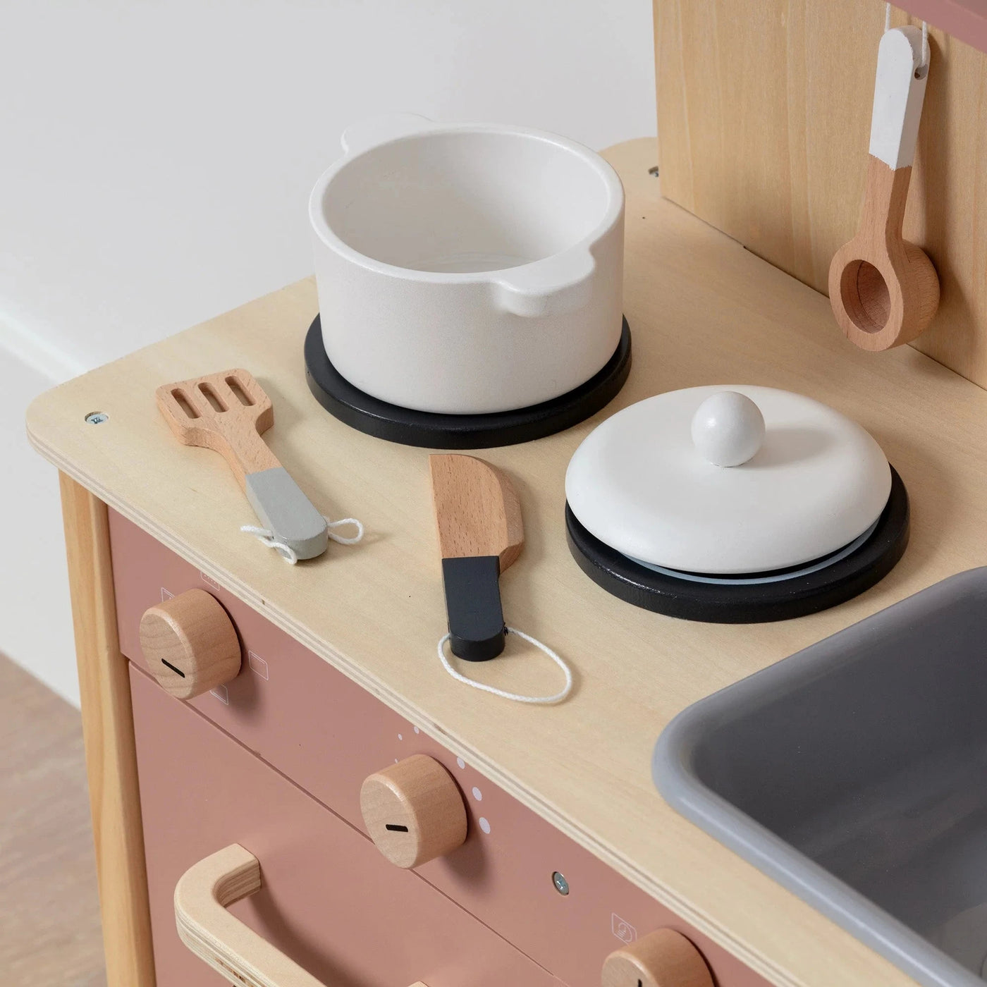 Wooden Play Kitchen And Accessories Toys 