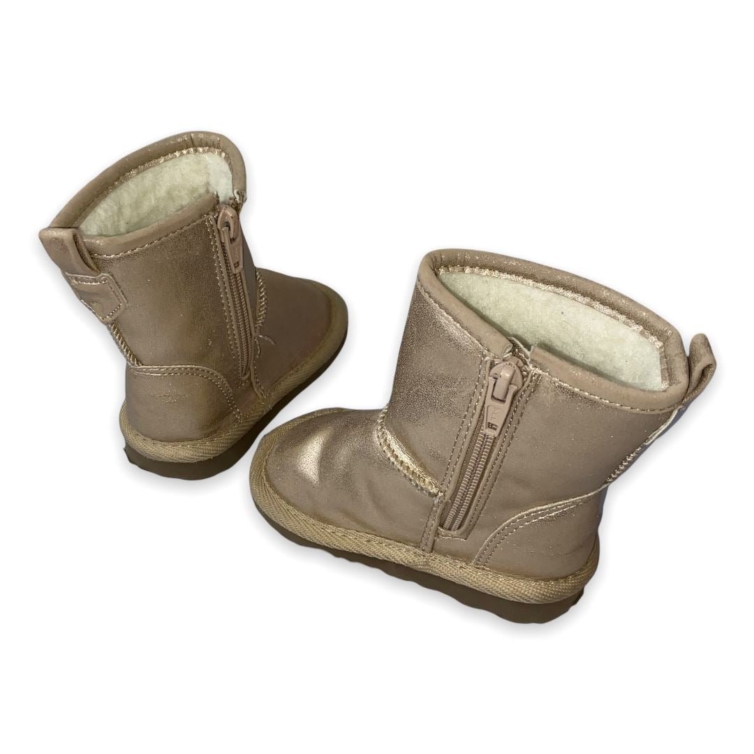 TOYCYCLE - Baby Gap Boots Size 5