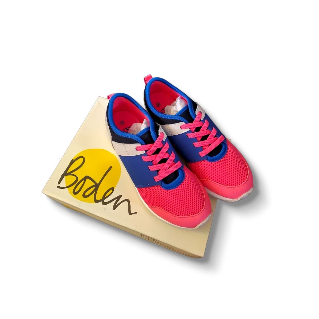 TOYCYCLE - Boden Shoes Size 34 - U.S. Size 4