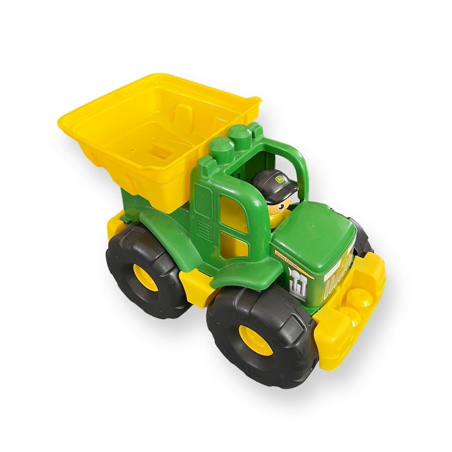 Mega bloks john deere cheap transforming tractor