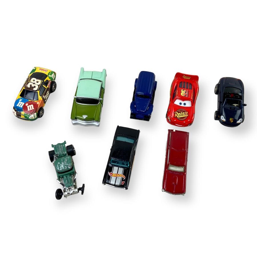 Disney Pixar - Mixed Bundle of Classic Toy Cars with Rust - eze