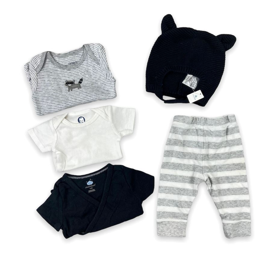 TOYCYCLE - Newborn Essentials Bundle 0 - 3M