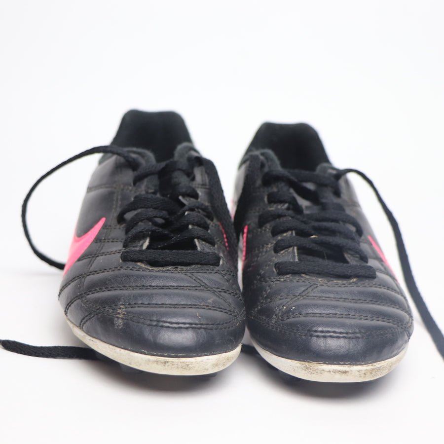 TOYCYCLE - Nike Cleats Size 12