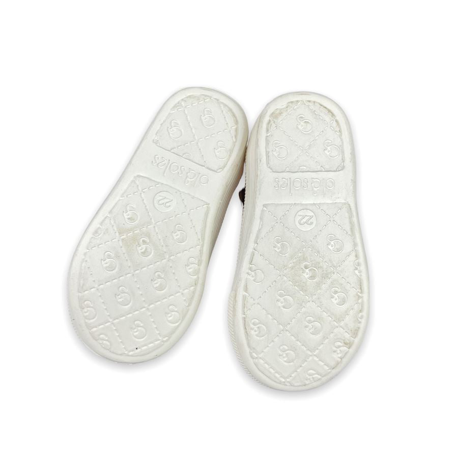 TOYCYCLE - Old Soles Local Wing Sneakers Size 6