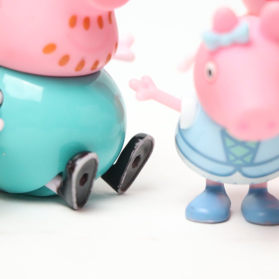 toycycle - Peppa Pig Family Figurines