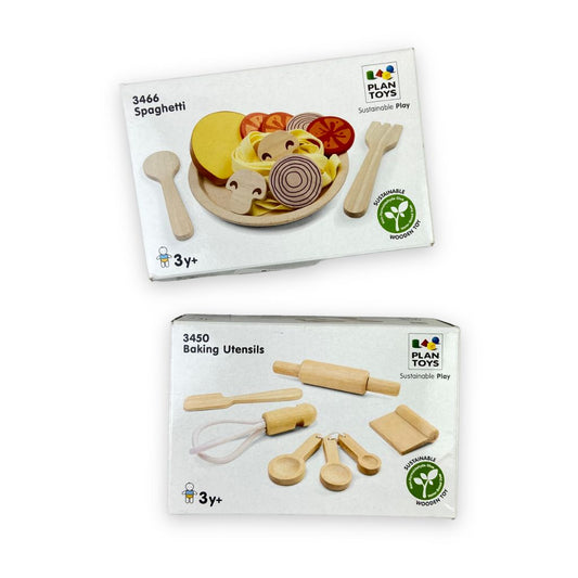 PlanToys Cooking Bundle with Spaghetti Toy Kitchens & Play Food 