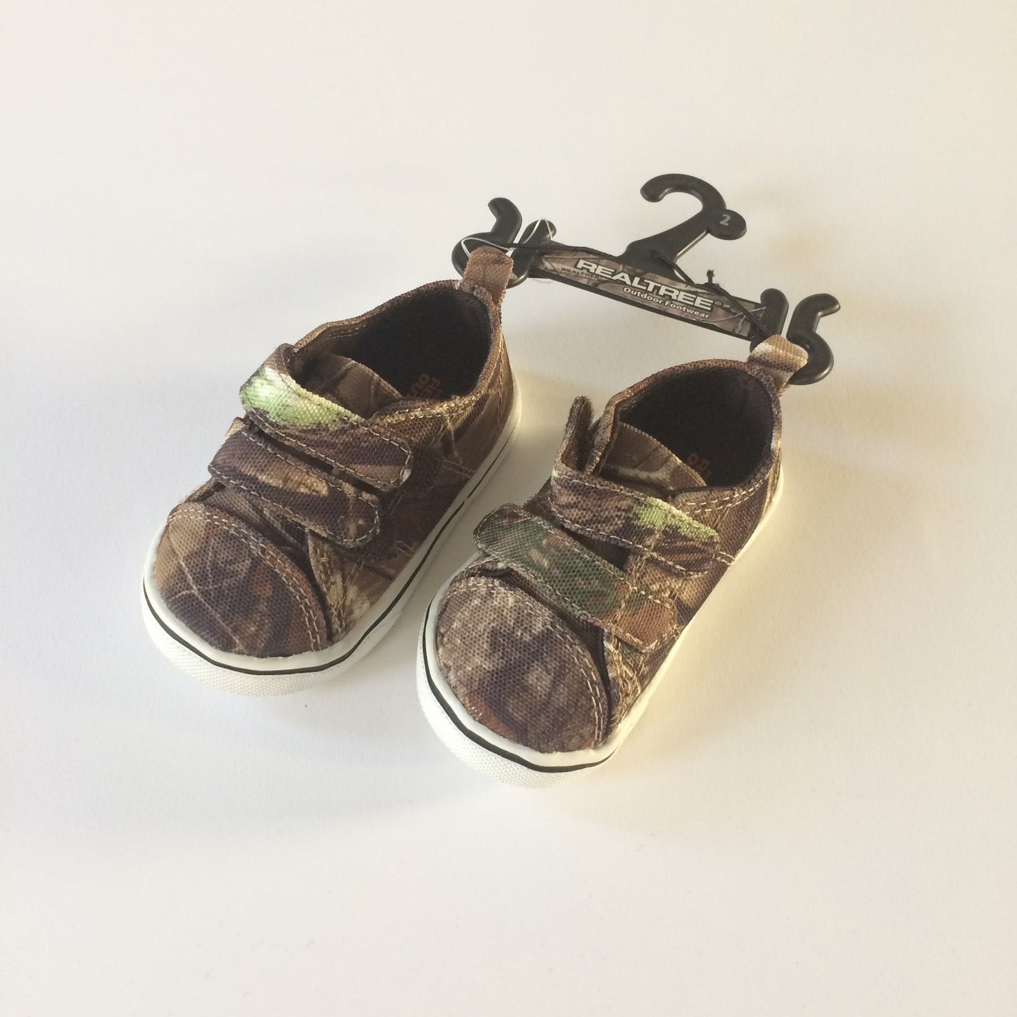 Realtree Camouflage Print Sneakers Size 2 