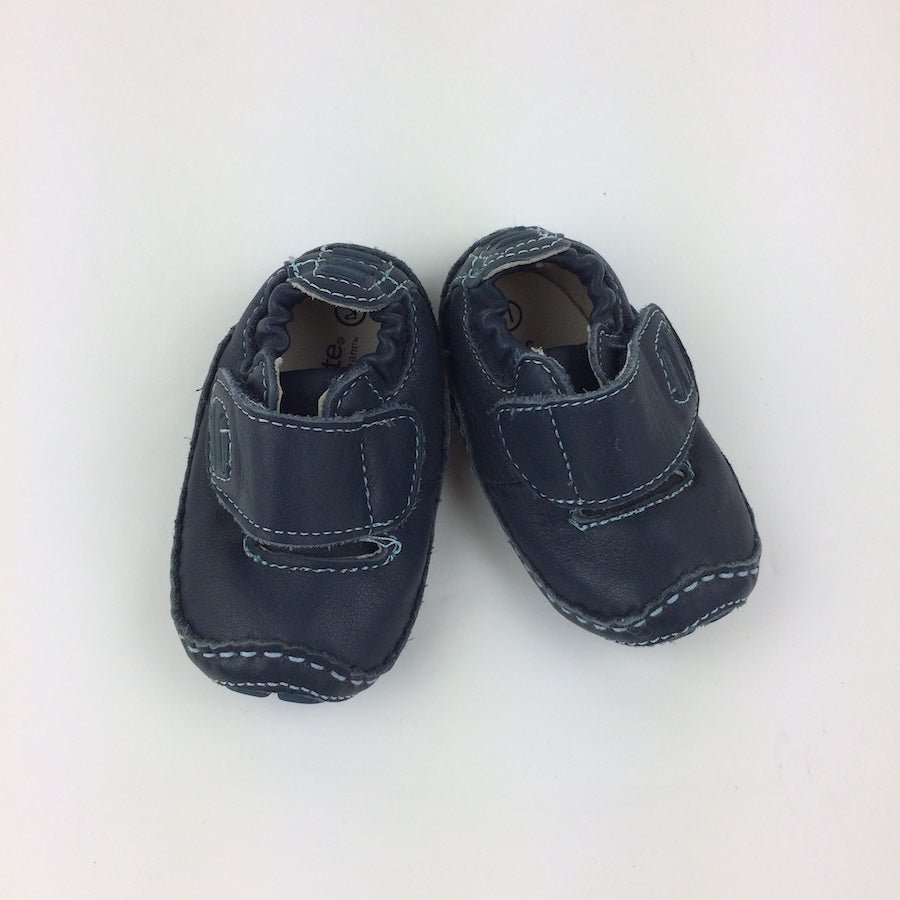 TOYCYCLE - Stride Rite Shoes Size 1M